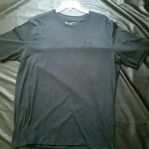 Mens Under Armour shirt